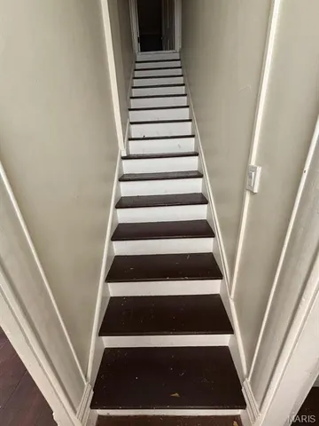 $185,000 | 809 East Main Street, Perry, MO 63462