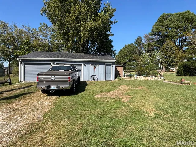 $185,000 | 809 East Main Street, Perry, MO 63462