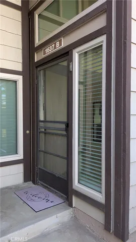 $2,500 | 1637 English, Unit B, Corona, CA 92879