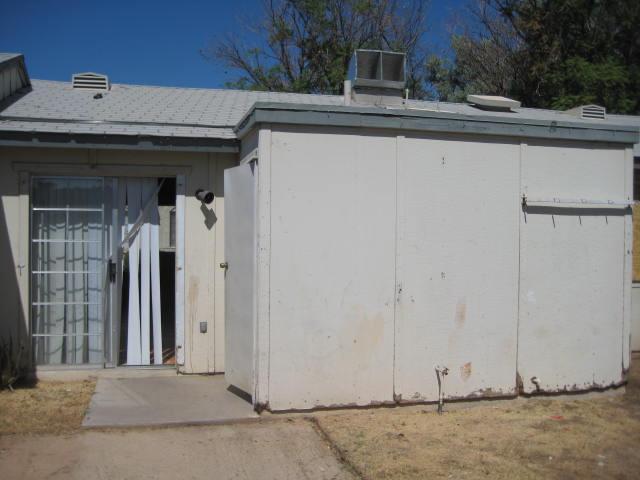 6711 West Osborn Road, Unit 29 Phoenix, AZ 85033 - Photo 8 of 9 IMG_6032