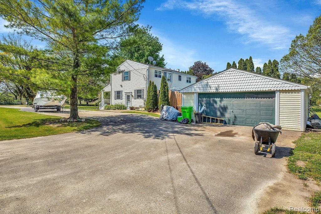 58400 Travis Road New Hudson, MI 48165 - Photo 9 of 36 960A4774.jpg