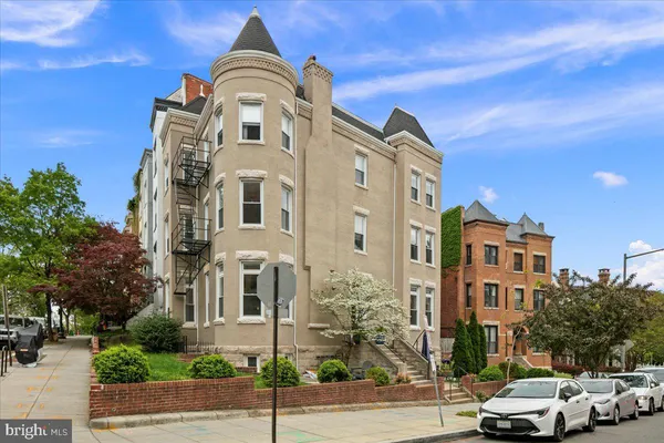 $850,000 | 2019 19th Street Northwest, Unit 2, Washington, DC 20009