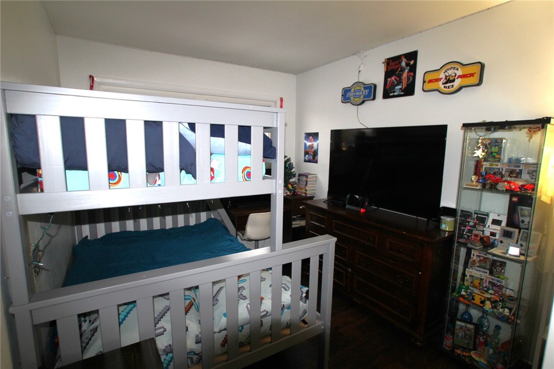 884 North Greece Road Greece, NY 14626 - Photo 22 of 41