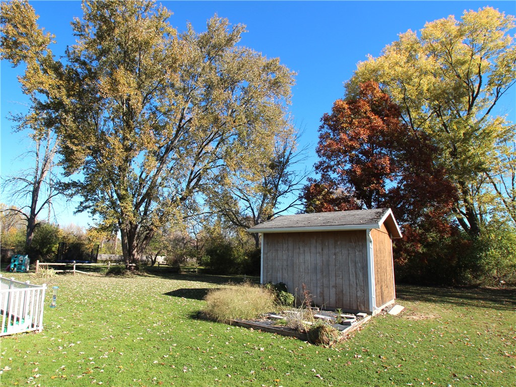 884 North Greece Road Greece, NY 14626 - Photo 35 of 41