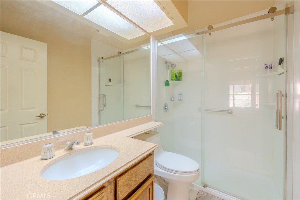 2667 Victoria Park Drive Riverside, CA 92506 - Photo 12 of 20