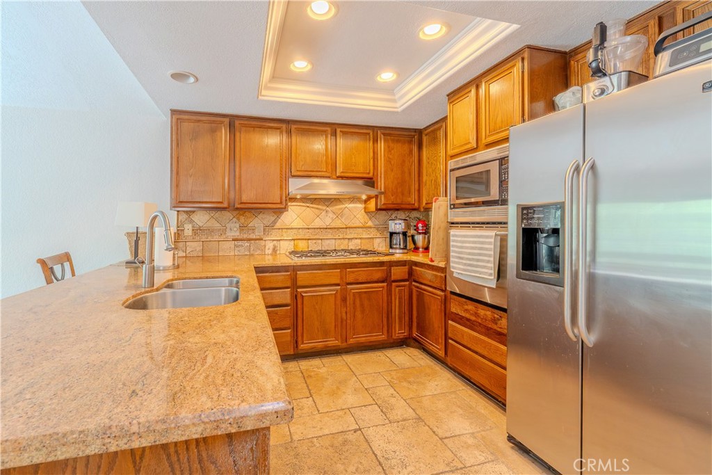 2667 Victoria Park Drive Riverside, CA 92506 - Photo 5 of 20