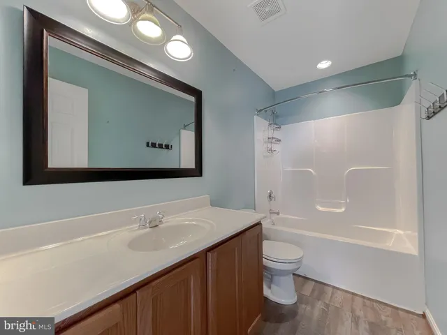 $2,600 | 45571 Catalina Lane, California, MD 20619