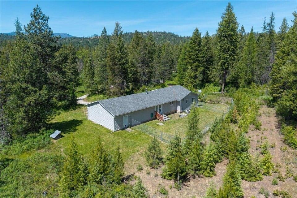 3362 Thompson Road Valley, WA 99181 - Photo 23 of 28