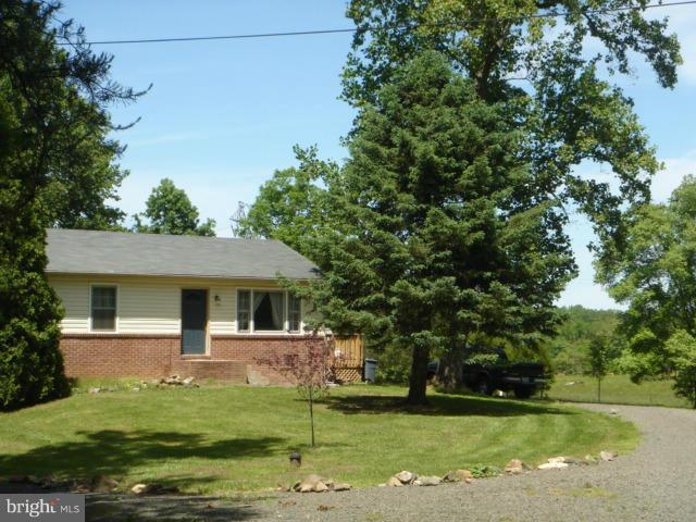 15547 Waterloo Road Amissville, VA 20106 - Photo 17 of 18 Exterior (Front)