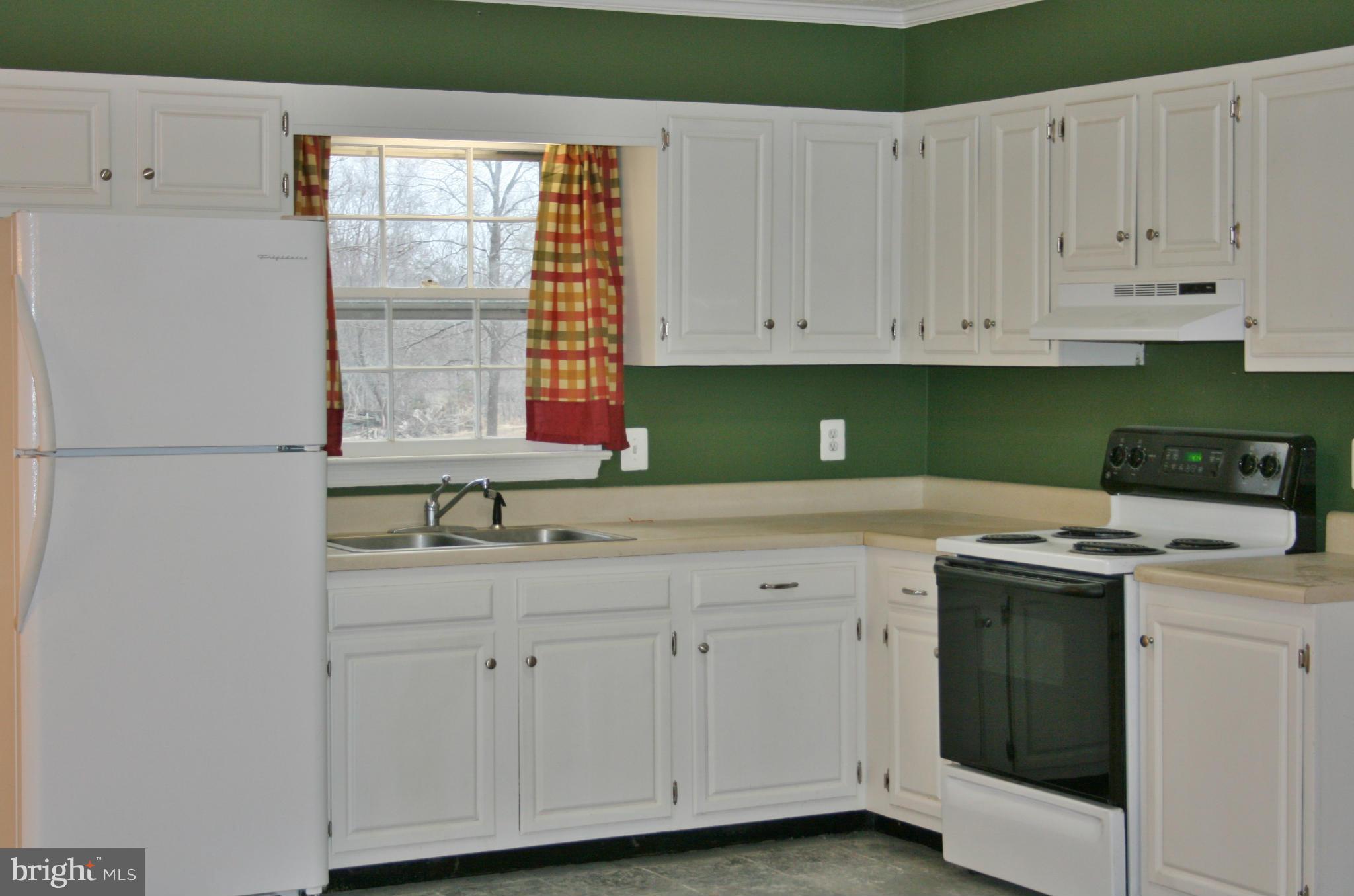 15547 Waterloo Road Amissville, VA 20106 - Photo 4 of 18 Kitchen