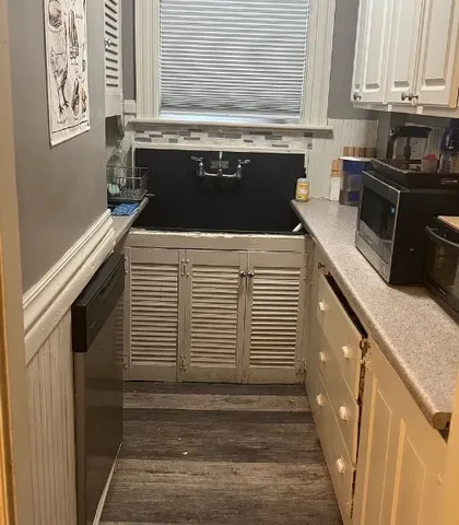 $2,700 | 221 Cole Avenue, Unit 1, Providence, RI 02906