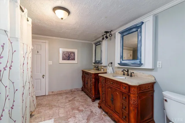 $310,000 | 10476 Colonial Highway, Evington, VA 24550