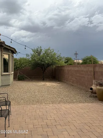 $489,000 | 9920 East Caldera Place, Tucson, AZ 85748