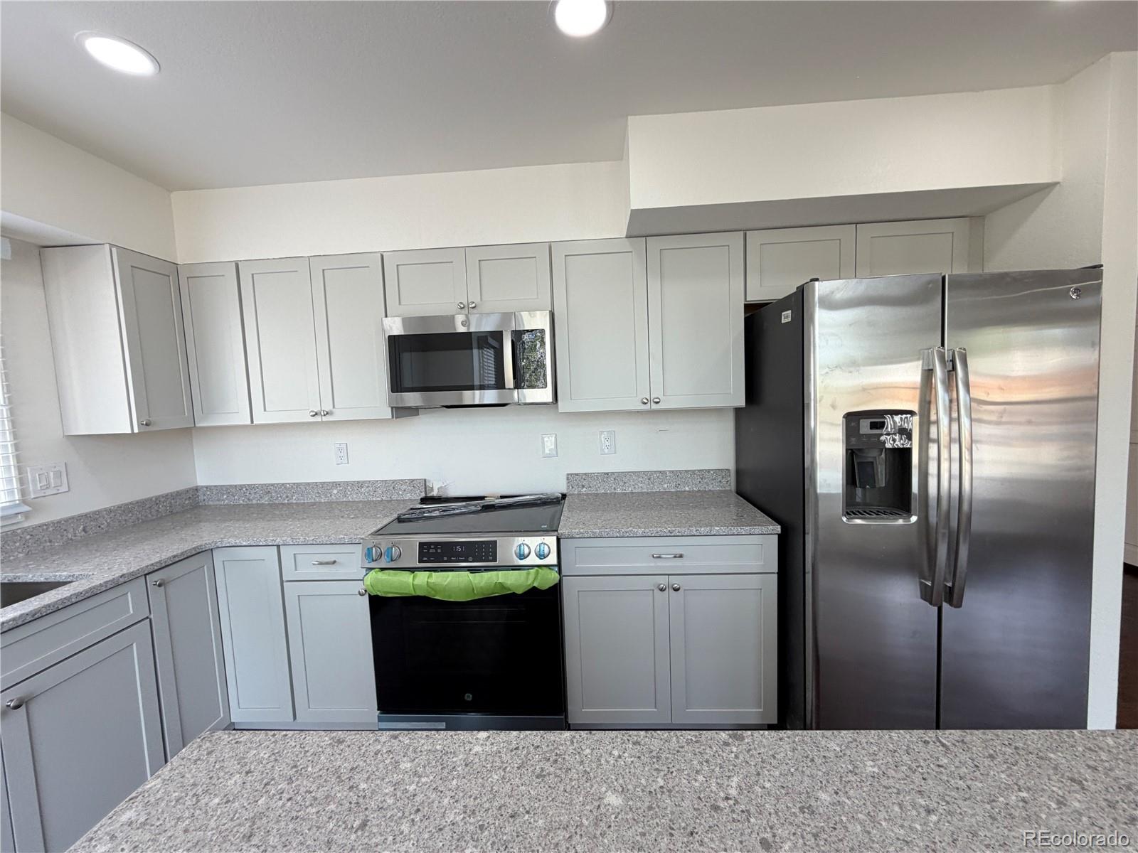 8205 Sweet Water Road Lone Tree, CO 80124 - Photo 4 of 35
