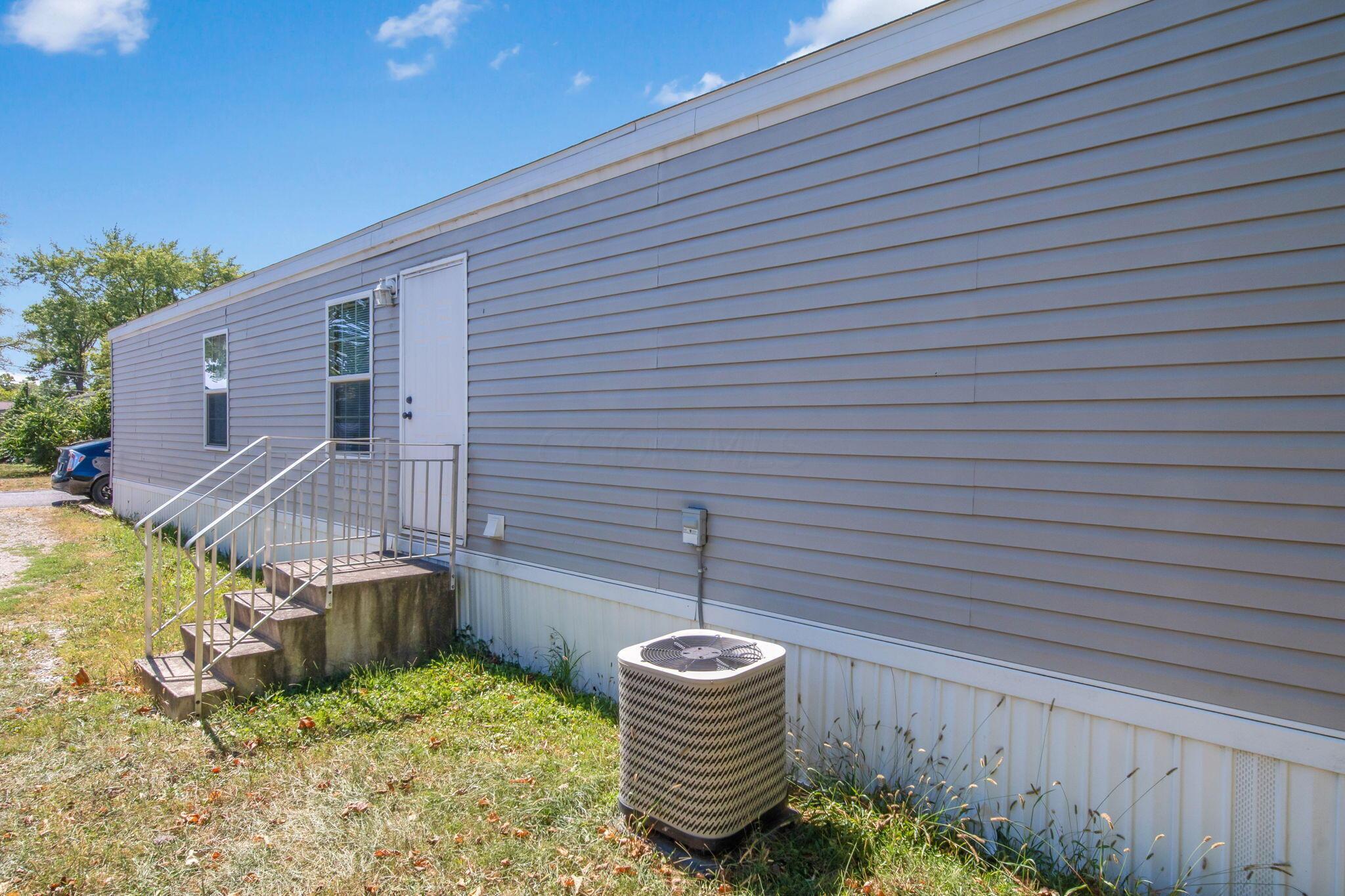755 Stelzer Road, Unit 18 Columbus, OH 43219 - Photo 27 of 27 6-web-or-mls-DSC00811