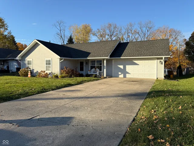 $230,000 | 1802 East College Street, Crawfordsville, IN 47933