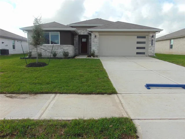 $2,200 | 6918 Morales Way, Richmond, TX 77469