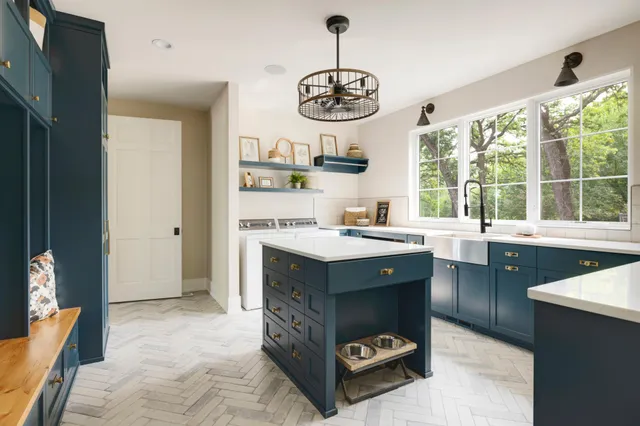 $2,250,000 | 2224 Bridgevine Court, Independence, MN 55359