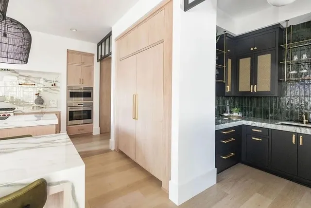 $2,250,000 | 2224 Bridgevine Court, Independence, MN 55359