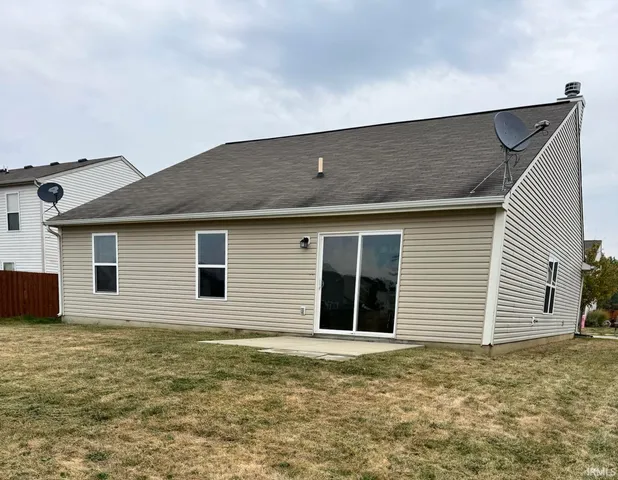 $277,500 | 1300 Shadetree Lane, Sheridan, IN 46069