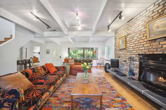 $6,000 | 5953 Shoreline Highway, Bolinas, CA 94924