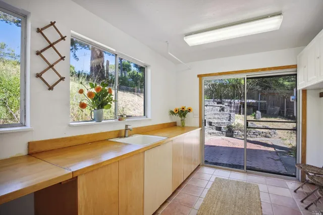 $6,000 | 5953 Shoreline Highway, Bolinas, CA 94924