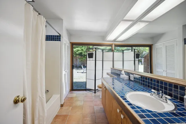 $6,000 | 5953 Shoreline Highway, Bolinas, CA 94924