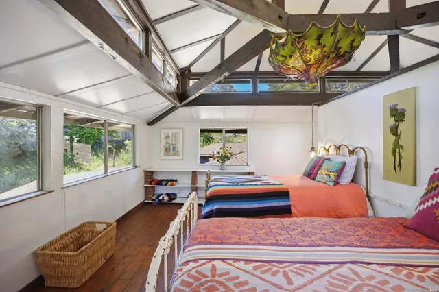 $6,000 | 5953 Shoreline Highway, Bolinas, CA 94924