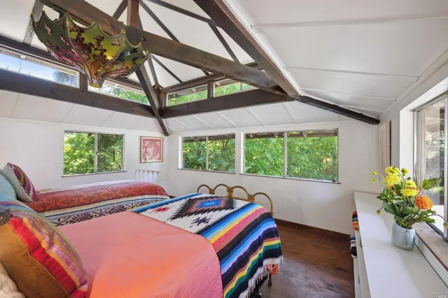 $6,000 | 5953 Shoreline Highway, Bolinas, CA 94924