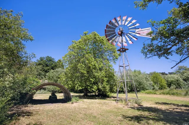 $6,000 | 5953 Shoreline Highway, Bolinas, CA 94924