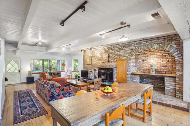 $6,000 | 5953 Shoreline Highway, Bolinas, CA 94924