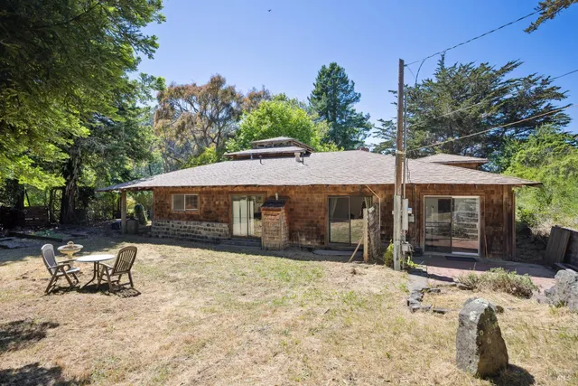 $6,000 | 5953 Shoreline Highway, Bolinas, CA 94924