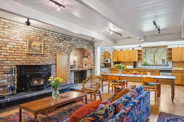 $6,000 | 5953 Shoreline Highway, Bolinas, CA 94924