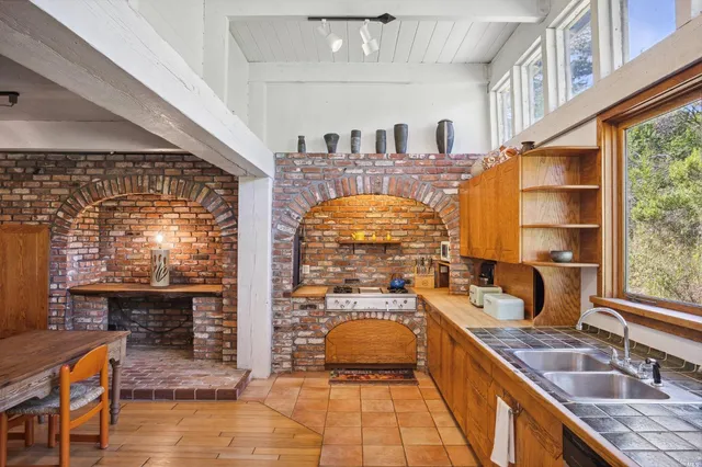 $6,000 | 5953 Shoreline Highway, Bolinas, CA 94924