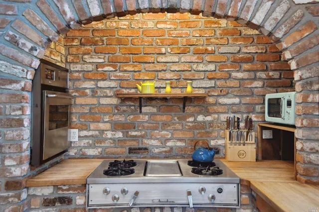 $6,000 | 5953 Shoreline Highway, Bolinas, CA 94924