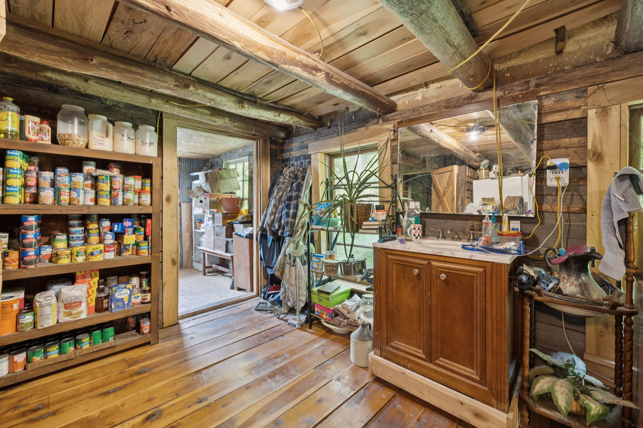 122 Hooper Road Hohenwald, TN 38462 - Photo 11 of 57