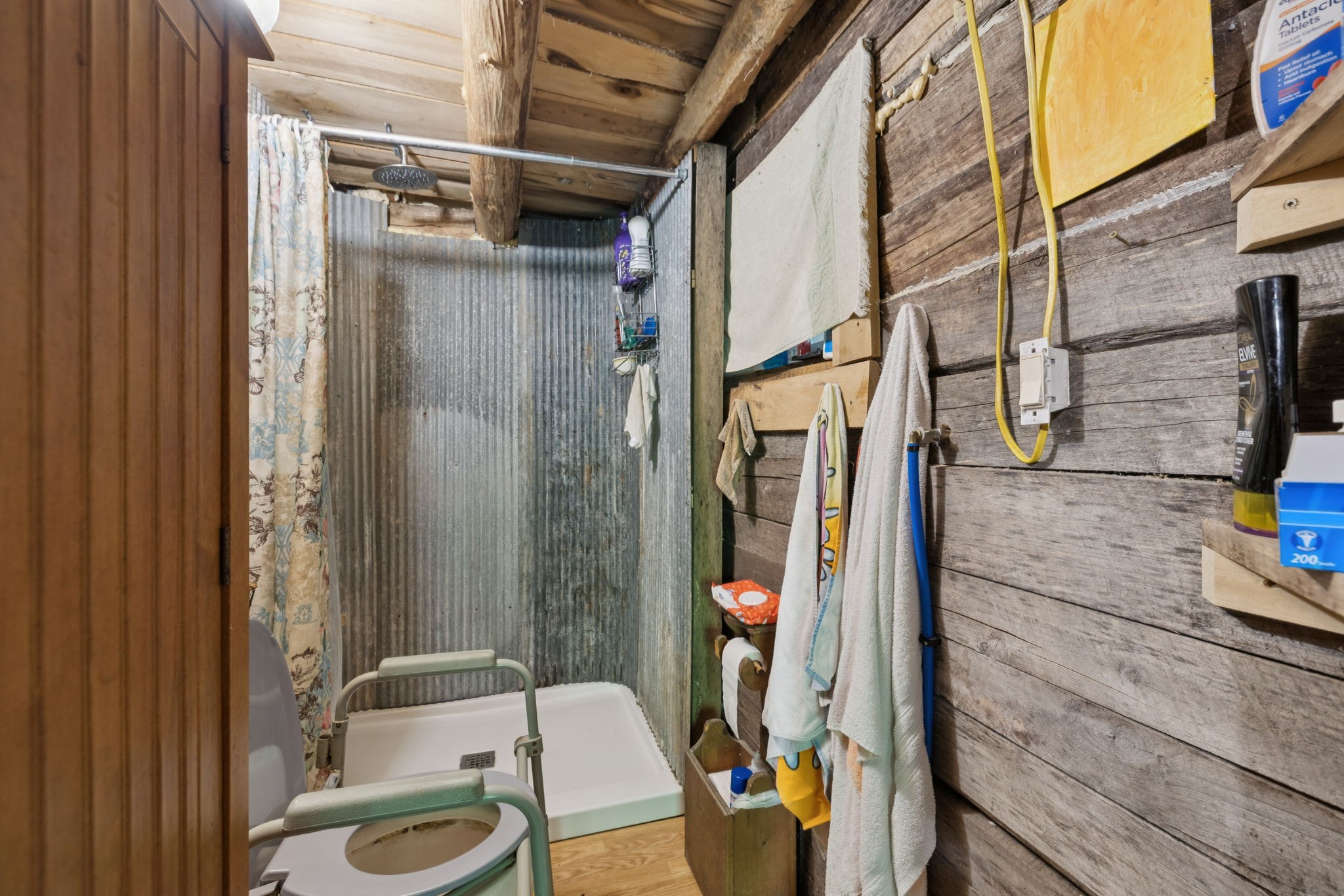 122 Hooper Road Hohenwald, TN 38462 - Photo 14 of 57