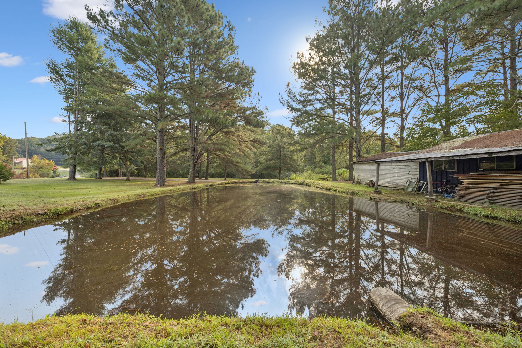 122 Hooper Road Hohenwald, TN 38462 - Photo 32 of 57