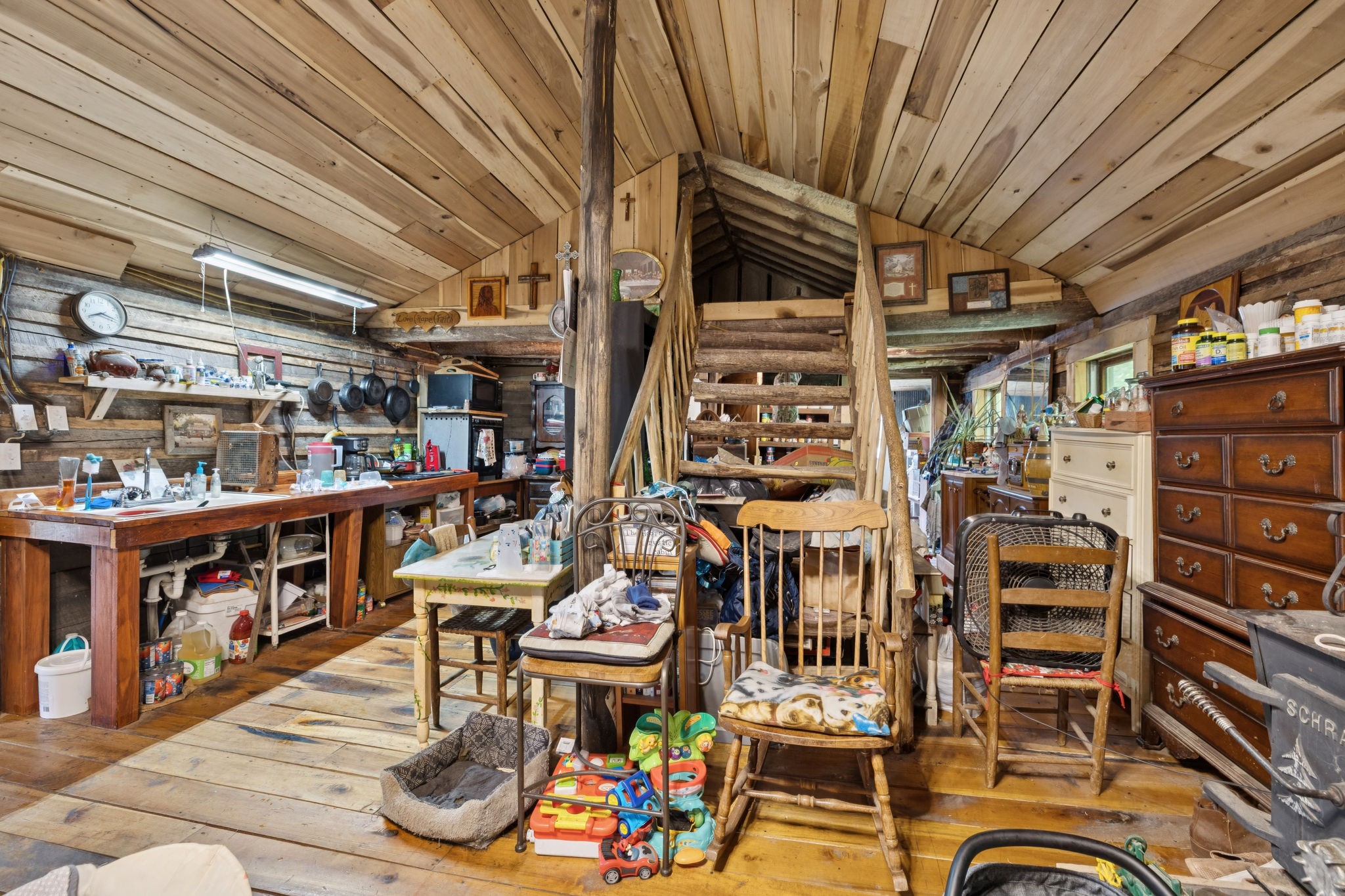 122 Hooper Road Hohenwald, TN 38462 - Photo 8 of 57