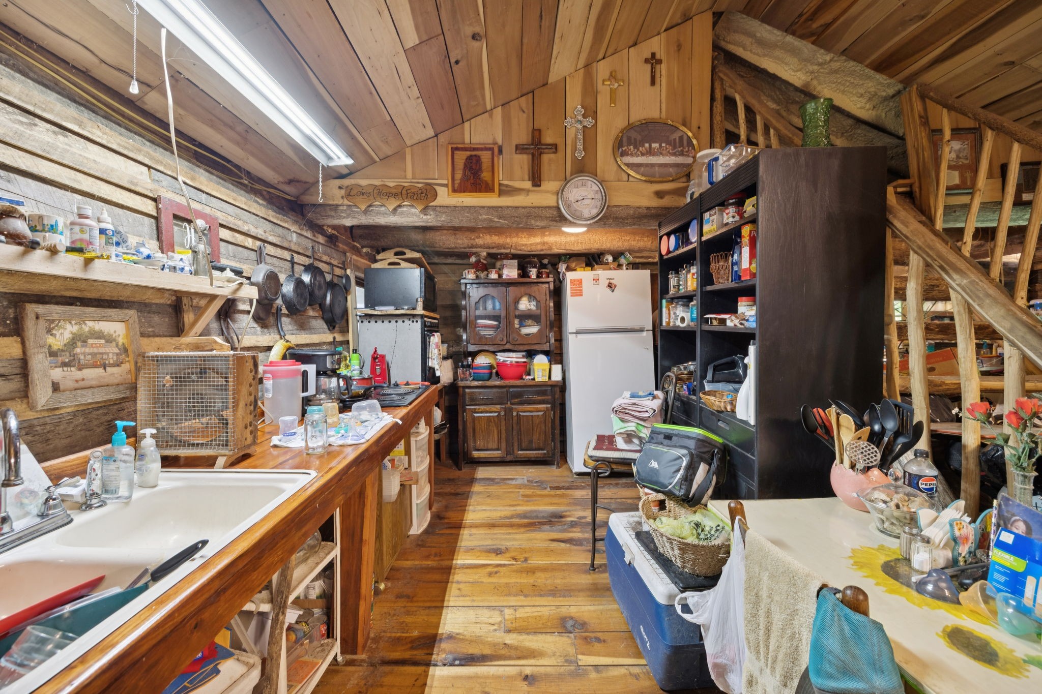 122 Hooper Road Hohenwald, TN 38462 - Photo 10 of 57