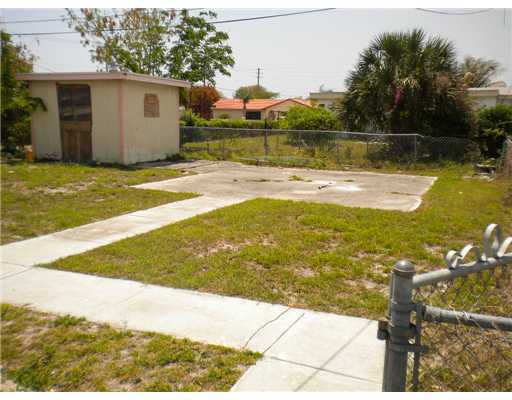 1031 West 26th Street Riviera Beach, FL 33404 - Photo 2 of 8 Additional Photo
