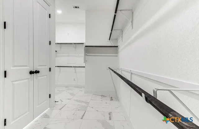 $3,995 | 593 Vale Court, New Braunfels, TX 78132