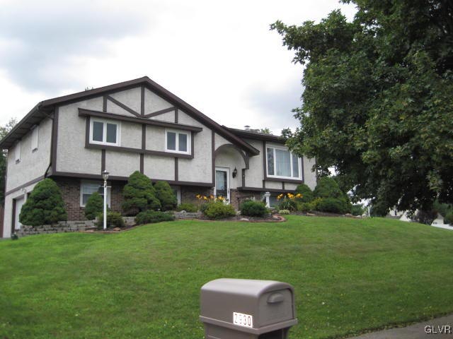 2930 Oakland Road Bethlehem, PA 18017 - Photo 1 of 17 Gallery Image 1