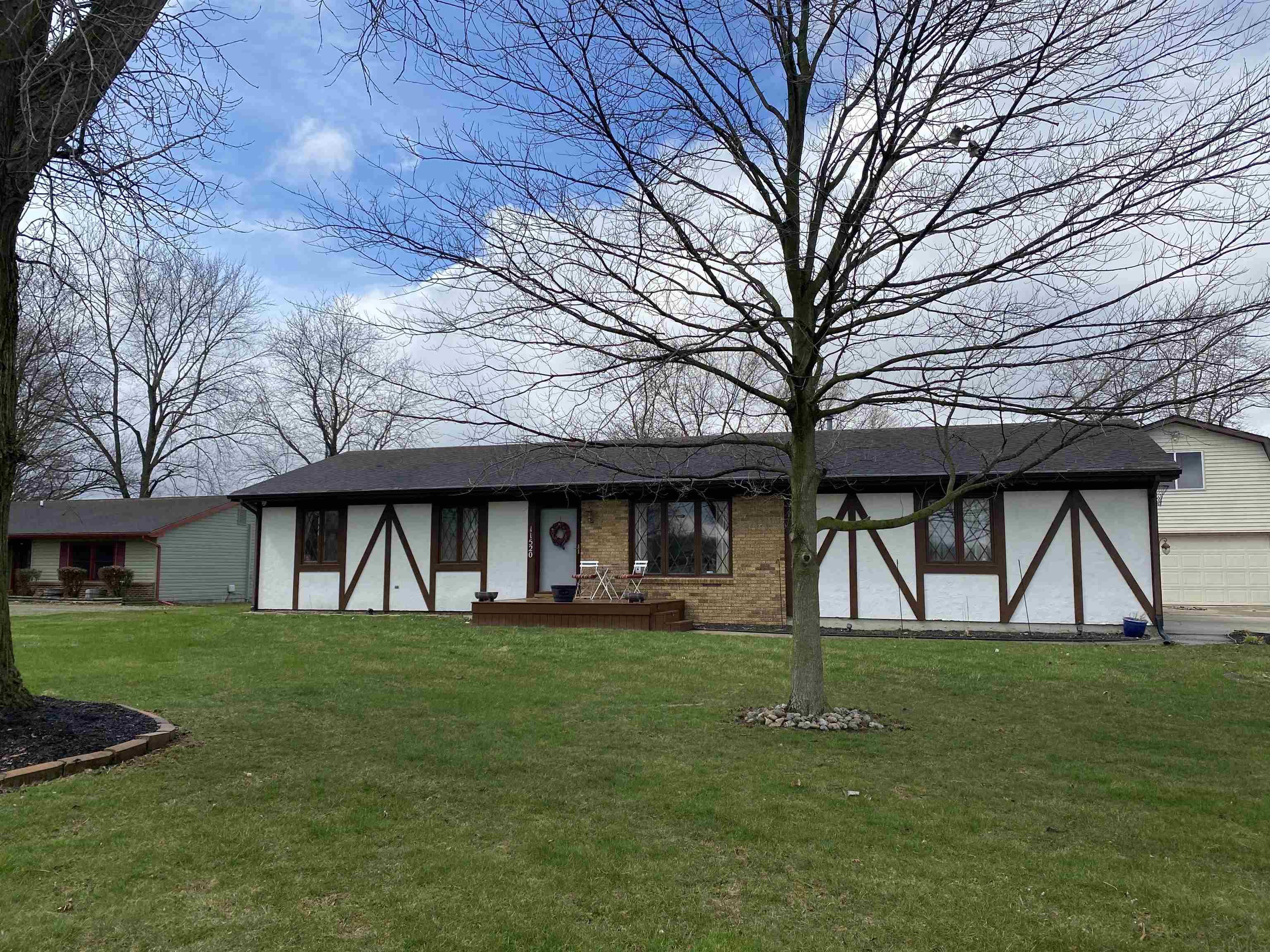 11520 Winchester Road Fort Wayne, IN 46819 - Photo 1 of 34