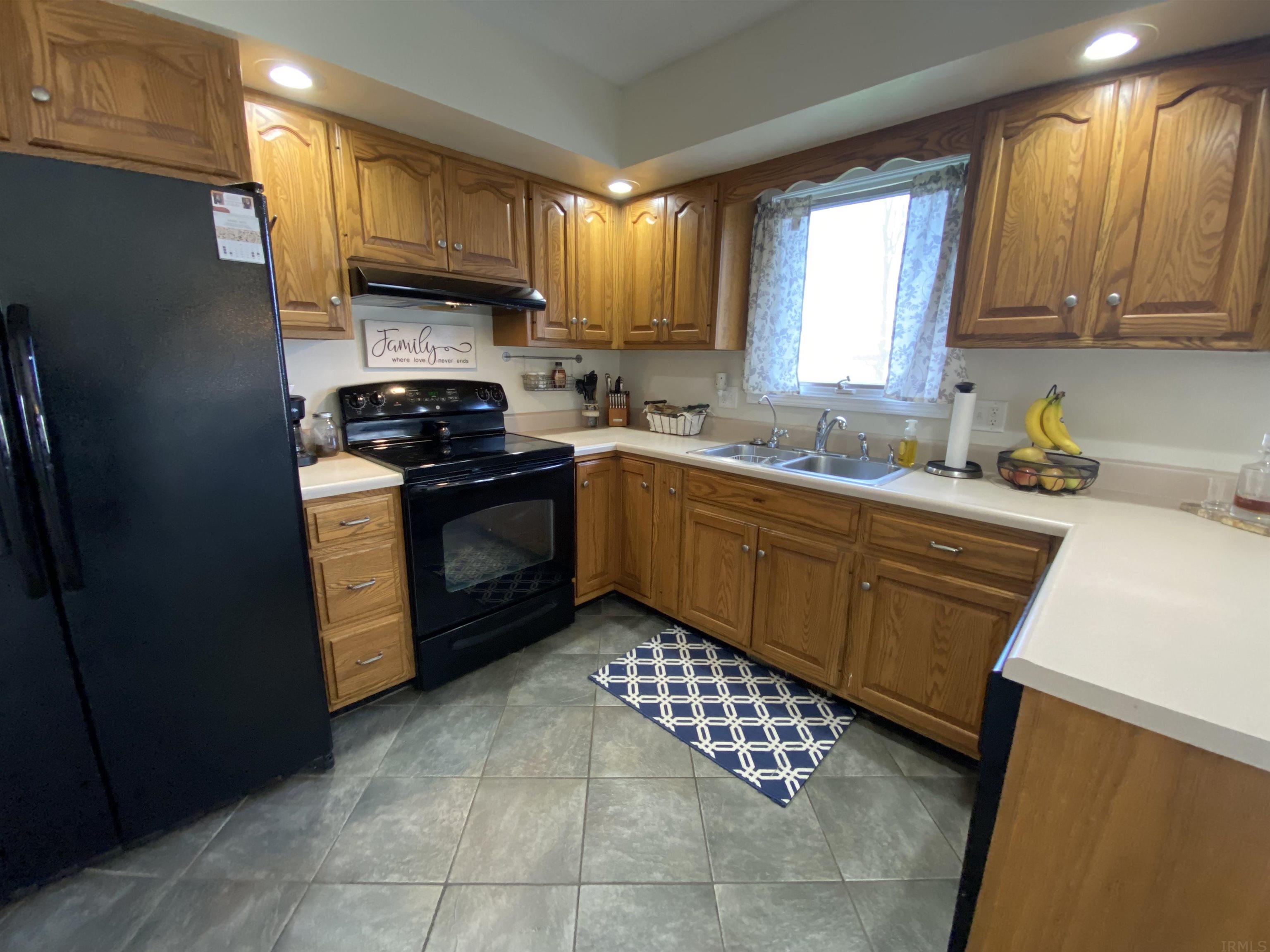 11520 Winchester Road Fort Wayne, IN 46819 - Photo 6 of 34