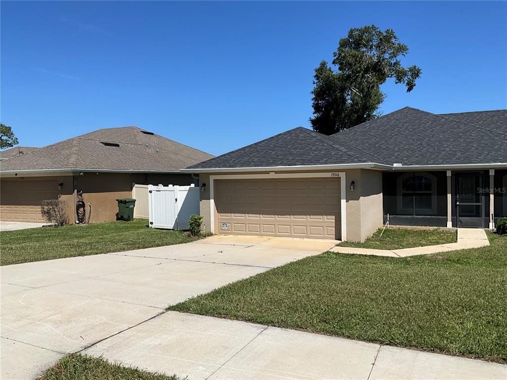 1906 Angel Fish Loop Leesburg, FL 34748 - Photo 5 of 81 Gallery Image 5