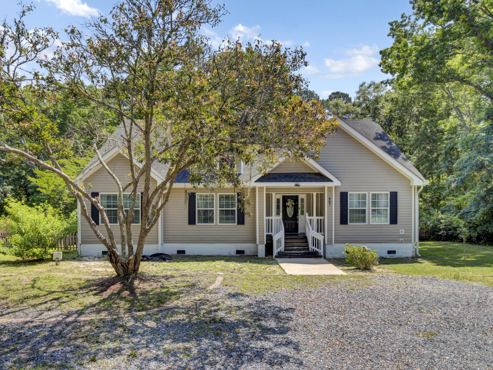 667 Main Road Johns Island, SC 29455 - Photo 4 of 54 (10)