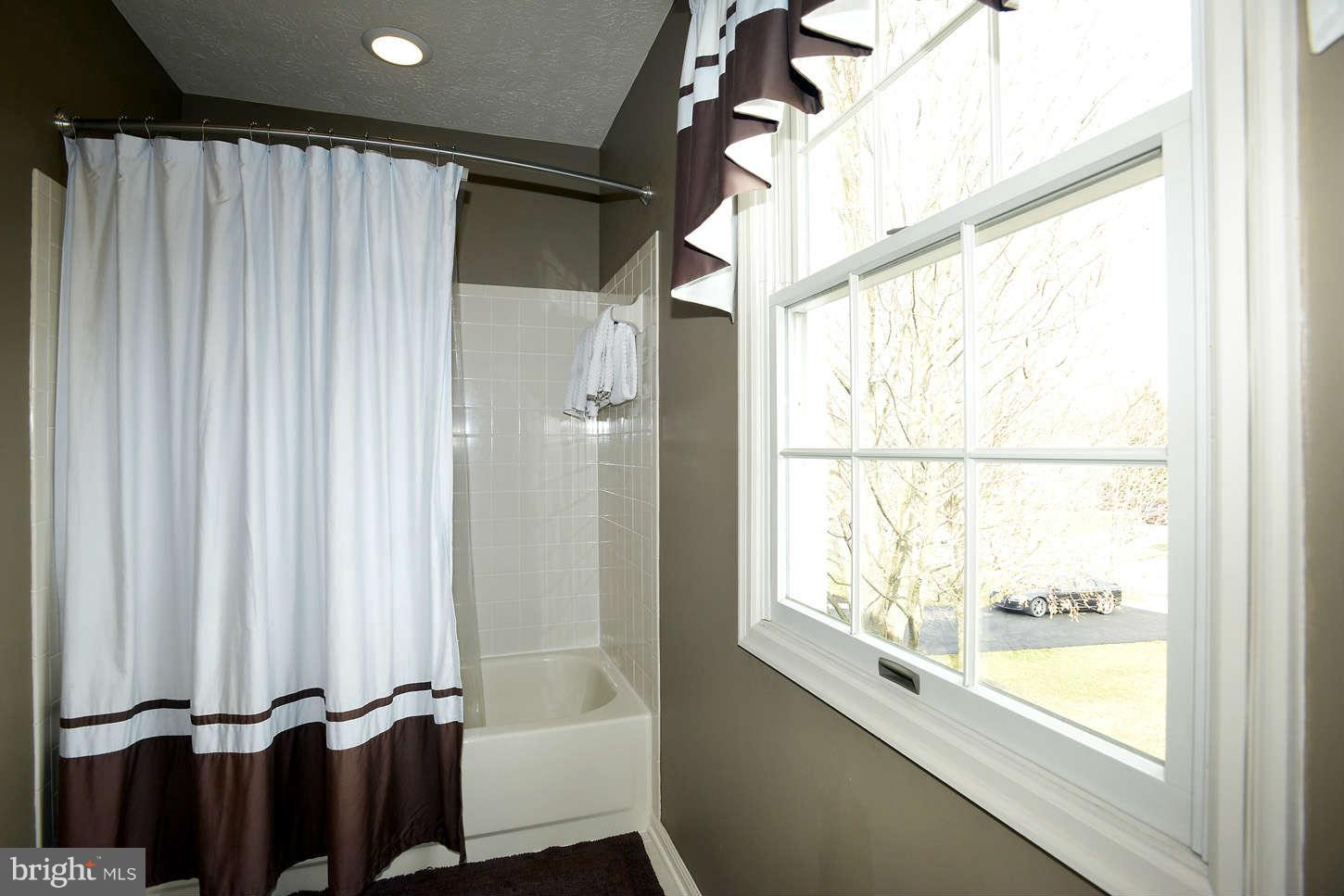 10249 Wetherburn Road Ellicott City, MD 21042 - Photo 22 of 28 Bath (Master)