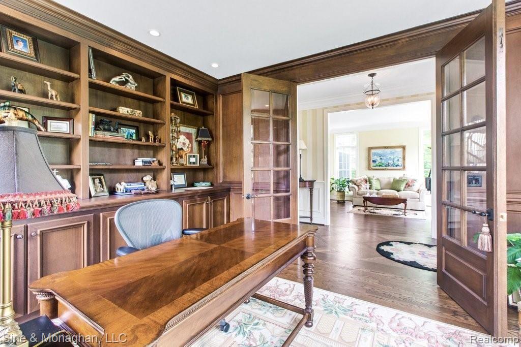 15 Hampton Road Grosse Pointe Shores, MI 48236 - Photo 7 of 79