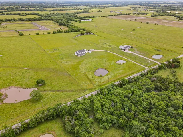 $648,000 | 5808 County Road 4120, Campbell, TX 75422